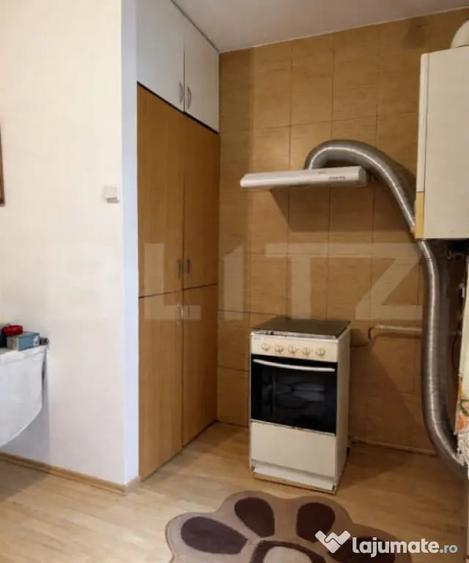 Apartament cu 3 camere decomandat în Sângeorgiu de Mureș