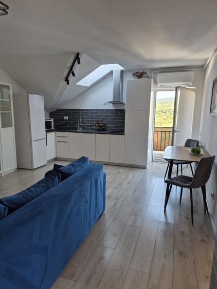 Apartament cu 3 camere în Bună Ziua