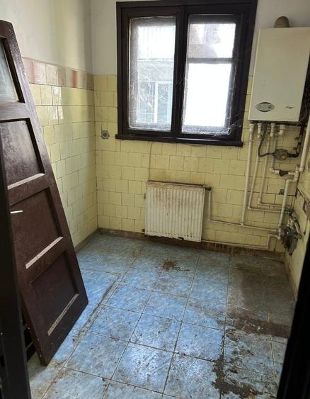 Apartament cu 2 camere decomandat în Primăverii