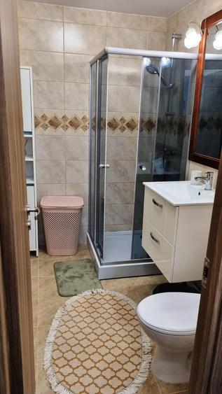 Apartament cu 2 camere decomandat, mobilat în Nicolina