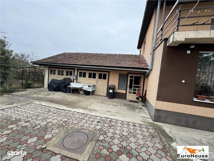 Casă cu 4 camere în Central