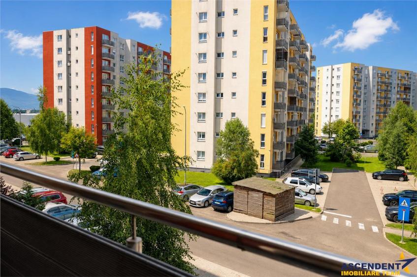 Apartament cu 2 camere decomandat în Avantgarden