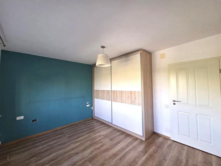 Apartament cu 2 camere decomandat, mobilat în Vitan Mall