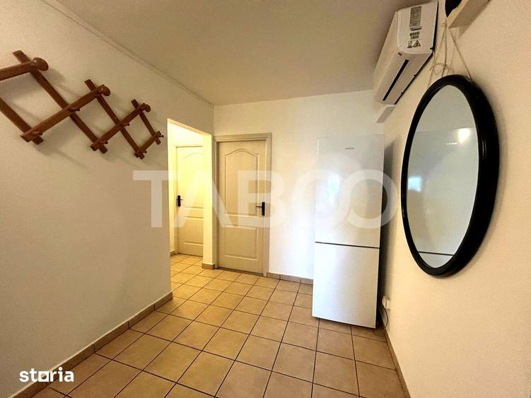 Apartament cu 3 camere decomandat, mobilat în Valea Aurie