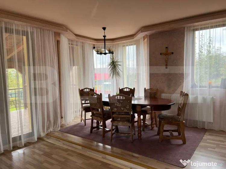 Casă cu 2 camere cu Teren 2200 Mp în Nazna