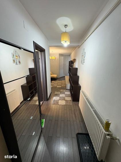 Apartament cu 3 camere decomandat în Ghencea