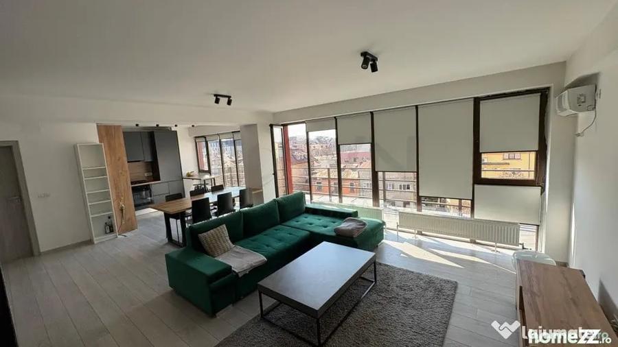 Apartament cu 3 camere decomandat în Calea Călărașilor
