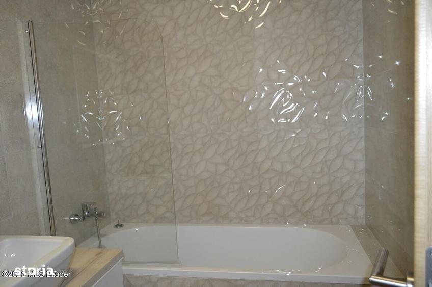 Apartament cu 3 camere, mobilat în Negru Vodă