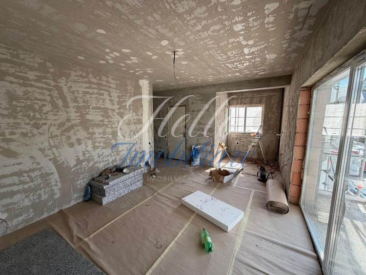Apartament cu 2 camere semidecomandat în Florești