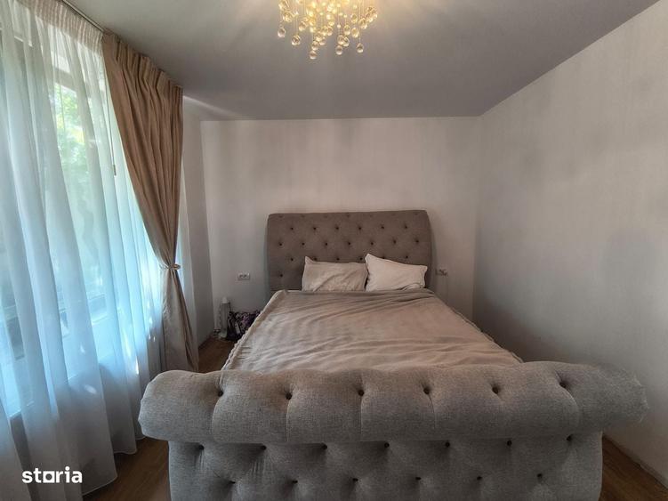 Casă cu 4 camere semidecomandat în Coiciu