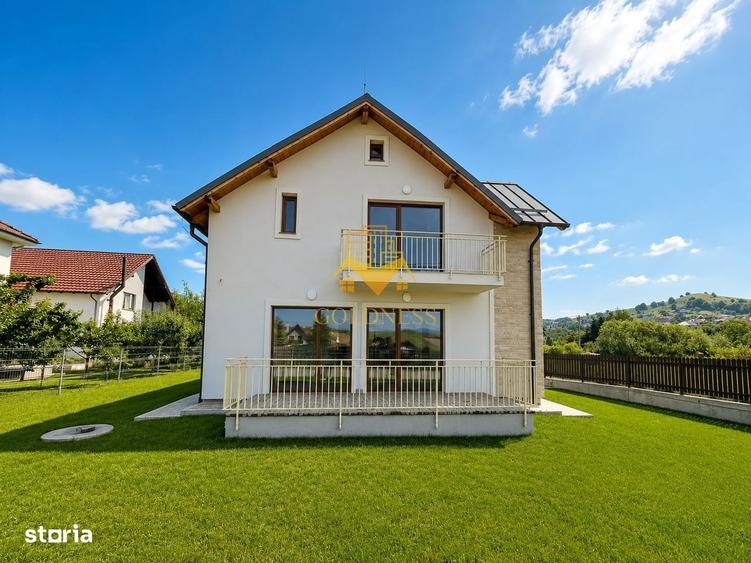 Casă cu 4 camere cu Teren 657 Mp în Sălicea