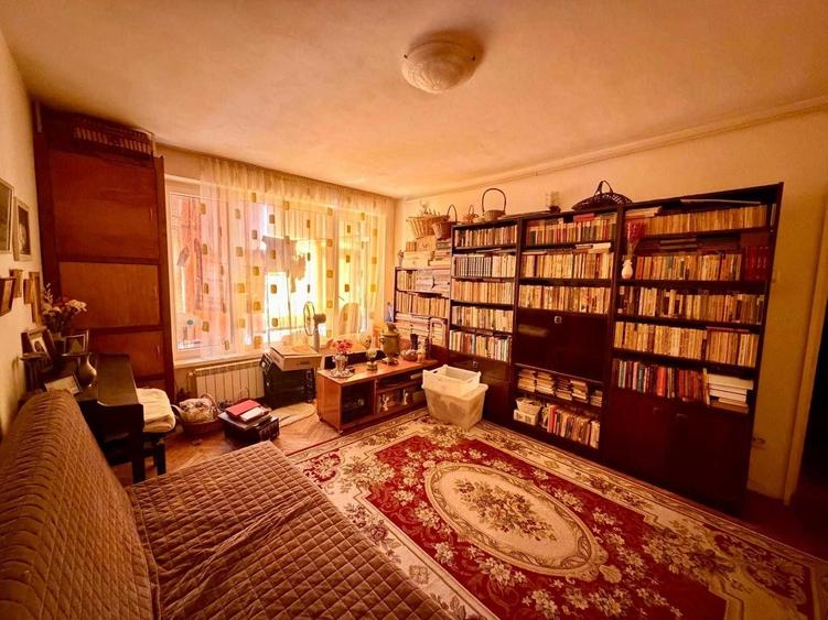 Apartament cu 2 camere decomandat în Ultracentral