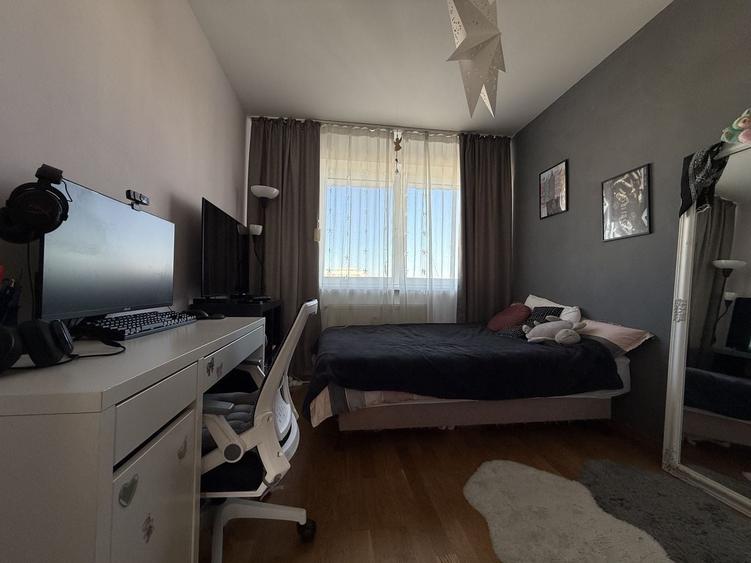 Apartament cu 3 camere semidecomandat, mobilat în Drumul Taberei