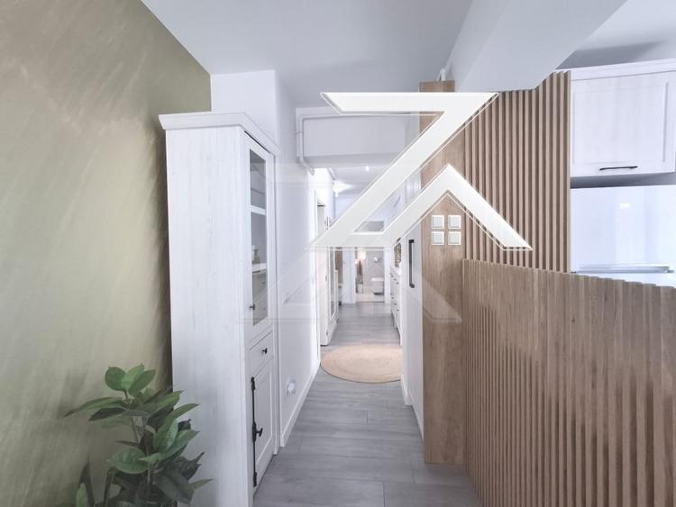 Apartament cu 3 camere decomandat, mobilat în Calea București