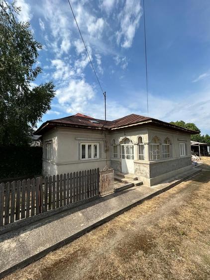 Casă cu 4 camere în Ogrezeni