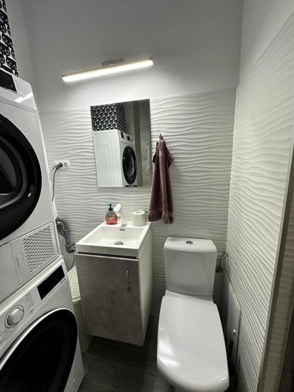 Apartament cu 3 camere decomandat în Brătianu