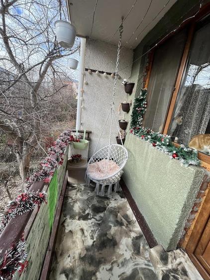 Apartament cu 2 camere decomandat, mobilat în Calea București