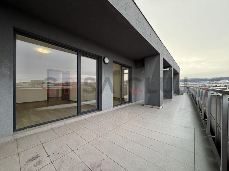 Apartament cu 3 camere semidecomandat în Bună Ziua
