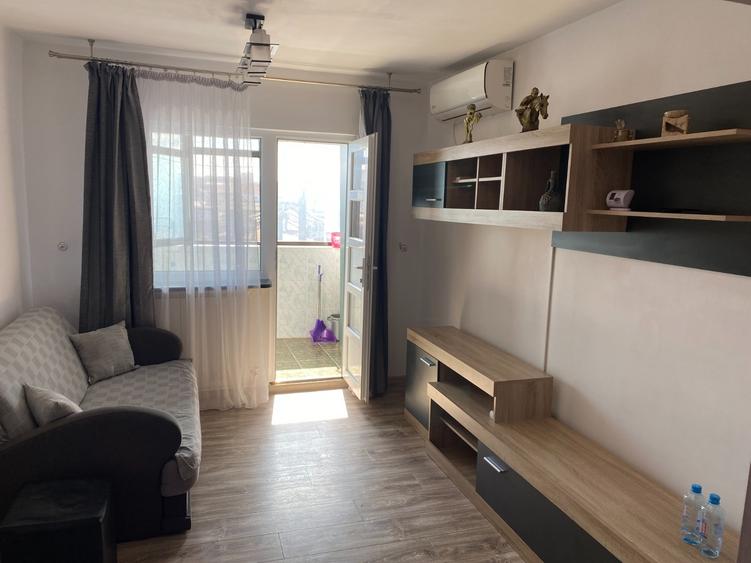 Apartament cu 3 camere decomandat, mobilat în Inel I