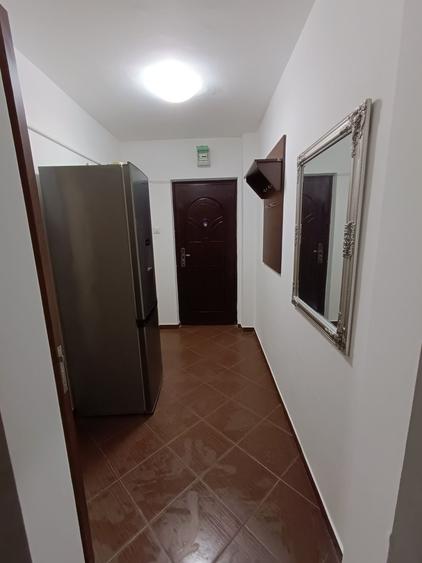 Apartament cu 2 camere în Letea Veche