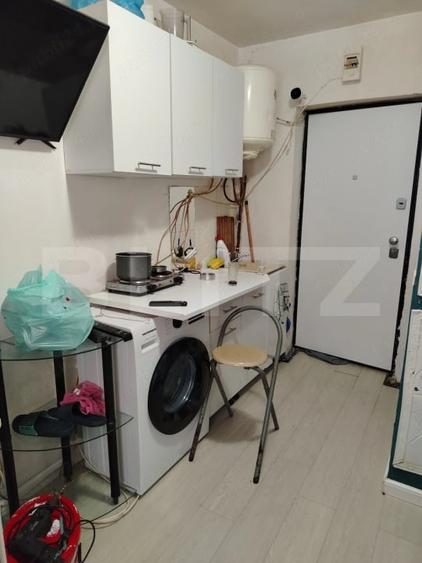 Garsonieră decomandată, mobilată în Iris