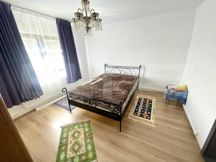 Casă individuală cu 3 camere cu Teren 3300 Mp în Avram Iancu