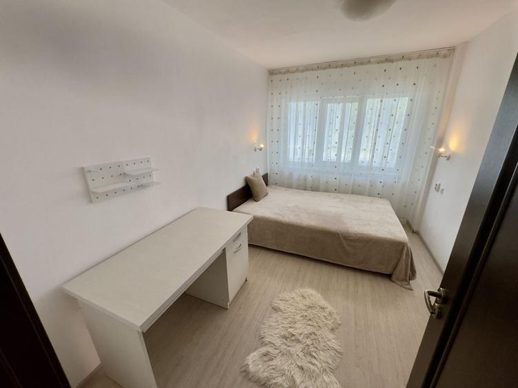 Apartament 3 camere Renovat | Anvelopat | 2 Balcoane Inchise Stradal  Comision 0 - 4