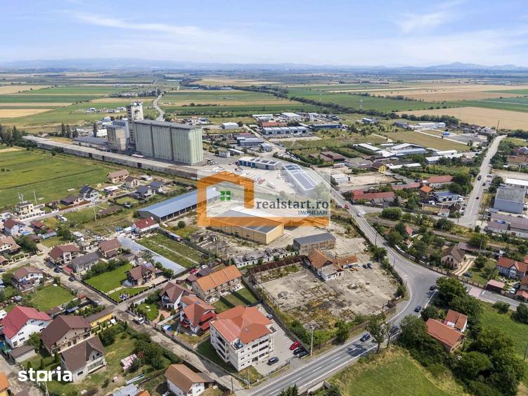 Spațiu comercial, de 5,600 mp, în Central