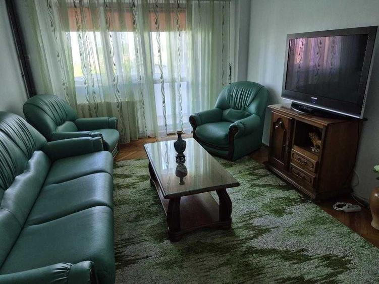 Apartament cu 4 camere decomandat în Ultracentral