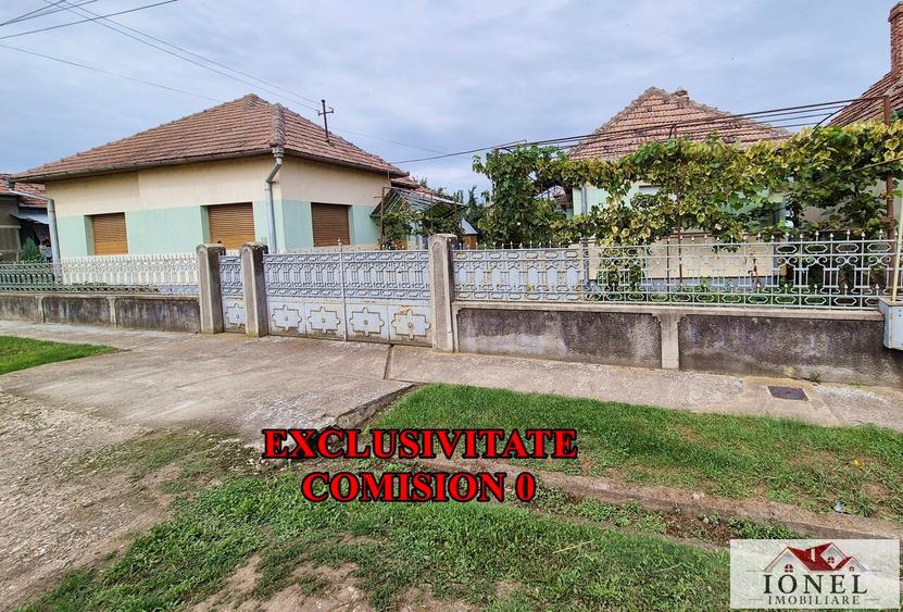Casă individuală cu 4 camere cu Canalizare în Obreja