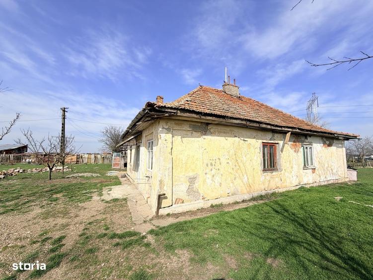 Casa de vanzare in Fantanele teren 761mp 2 apartamente la casa 2cf-uri - 2