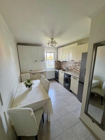 Apartament cu 2 camere semidecomandat, mobilat în Take Ionescu