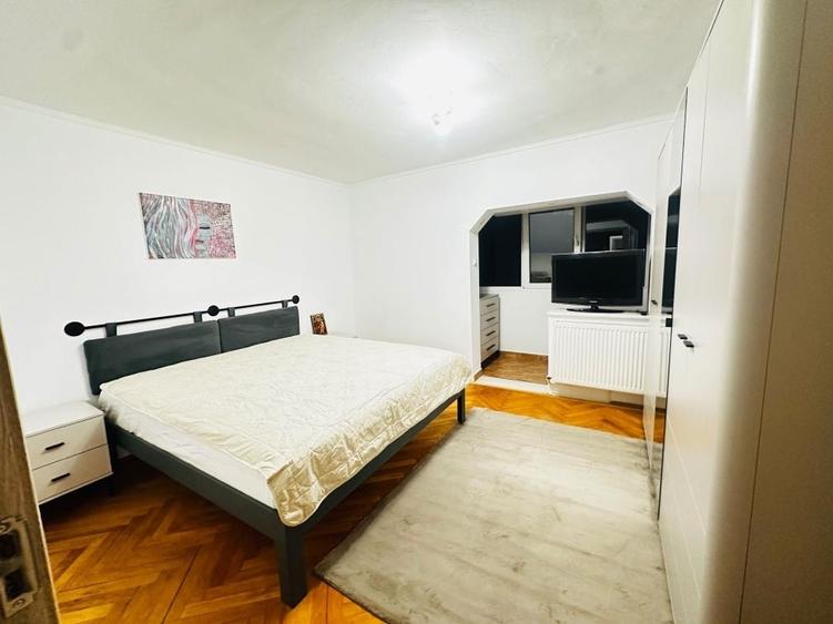 Apartament cu 2 camere decomandat în Ultracentral