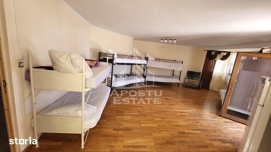 Casă cu 6 camere cu Teren 500 Mp în Șag