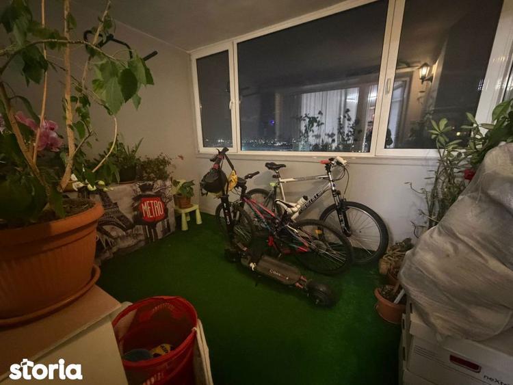 Apartament cu 3 camere decomandat, mobilat în Pantelimon