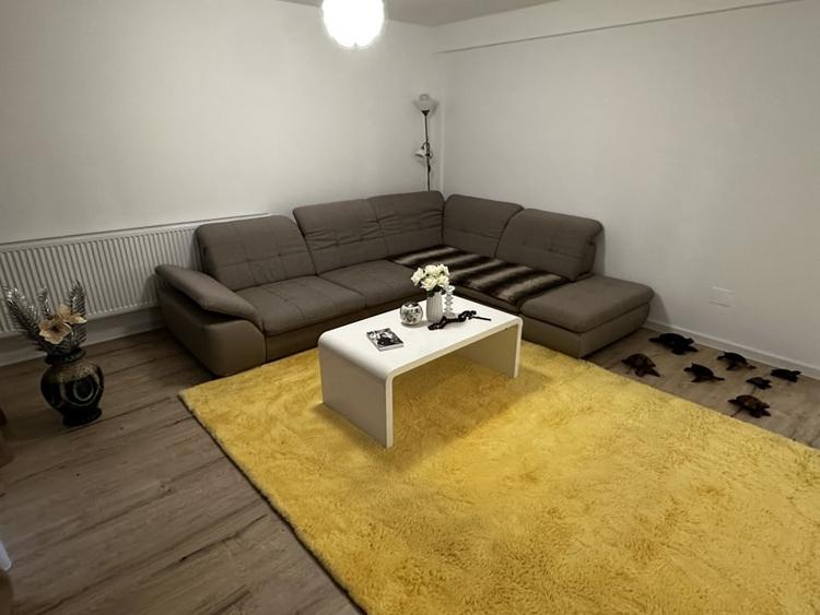 Apartament cu 3 camere decomandat, mobilat în Kogălniceanu