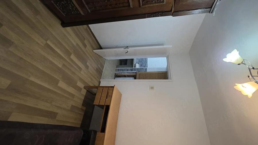 Inchiriez apartament cu 3 camere in zona centrala - 6