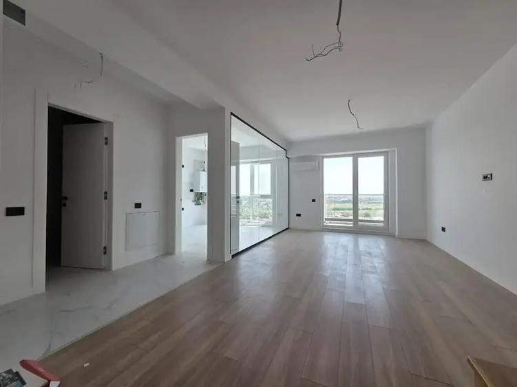 Apartament cu 3 camere decomandat în Titan