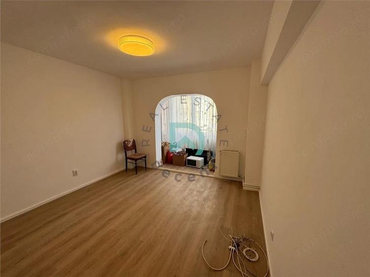 Apartament cu 2 camere decomandat în Griviței