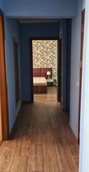Apartament cu 2 camere decomandat în Nicolina