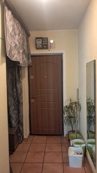 Apartament cu 3 camere decomandat în Tineretului
