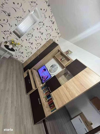 VAND APARTAMENT 2 camere Parter Craiovei - 2