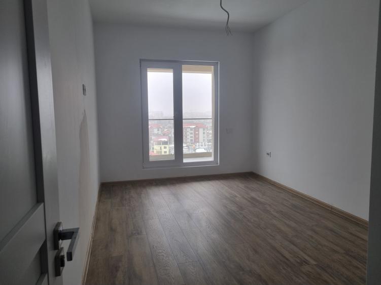 Apartament cu 2 camere decomandat în Militari