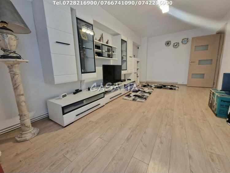 Apartament cu 4 camere decomandat în Ultracentral