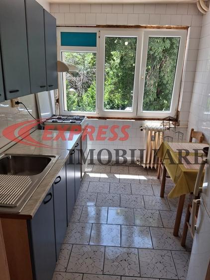 Apartament cu 2 camere semidecomandat în Dristor