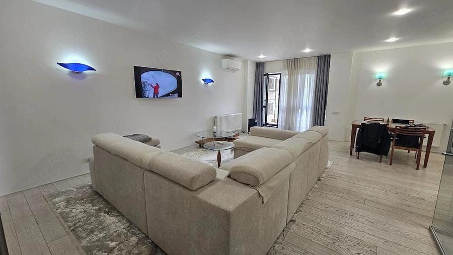 Apartament cu 4 camere decomandat în Central