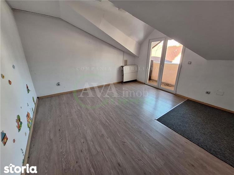 Casă cu 6 camere cu Teren 400 Mp în Central