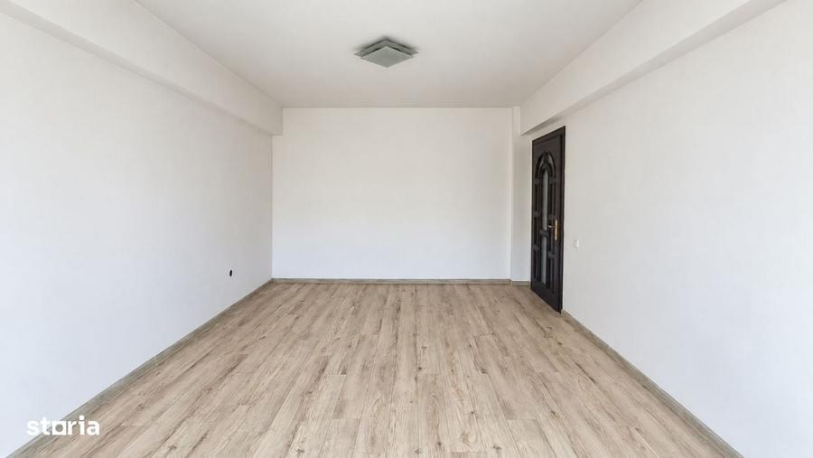 Casă cu 4 camere cu Teren 200 Mp în Central