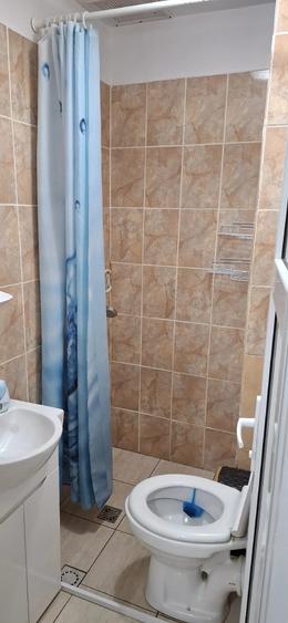 Garsonieră decomandată în Central