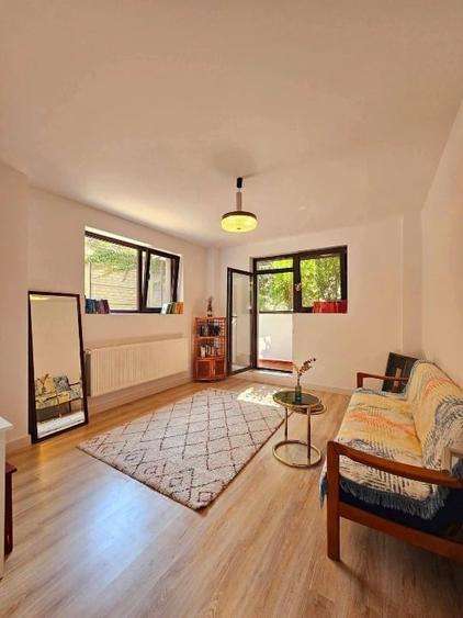Apartament cu 2 camere decomandat, mobilat în Bucureștii Noi